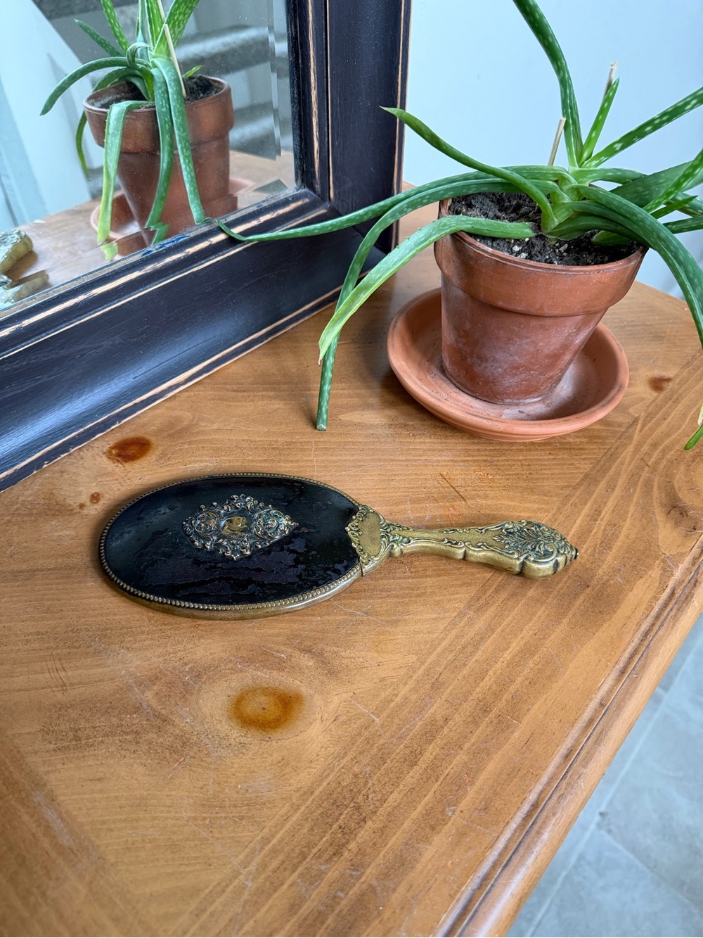 Gothic Academia Brass-toned Hand Mirror - Vintage Style